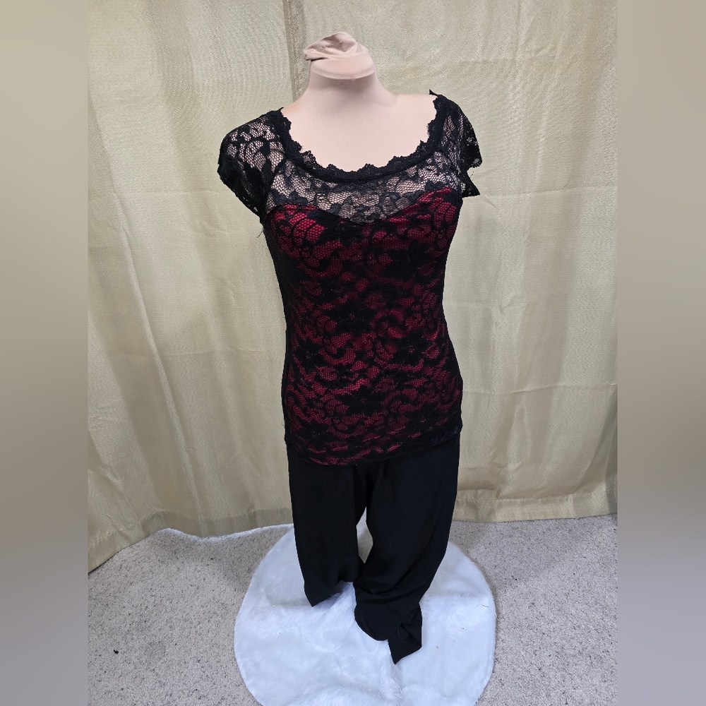 Janette Plus Black and Red Lace. Size 1XL Blouse